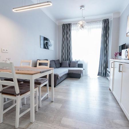 Rental Apartments Krochmalna Warszawa Eksteriør billede